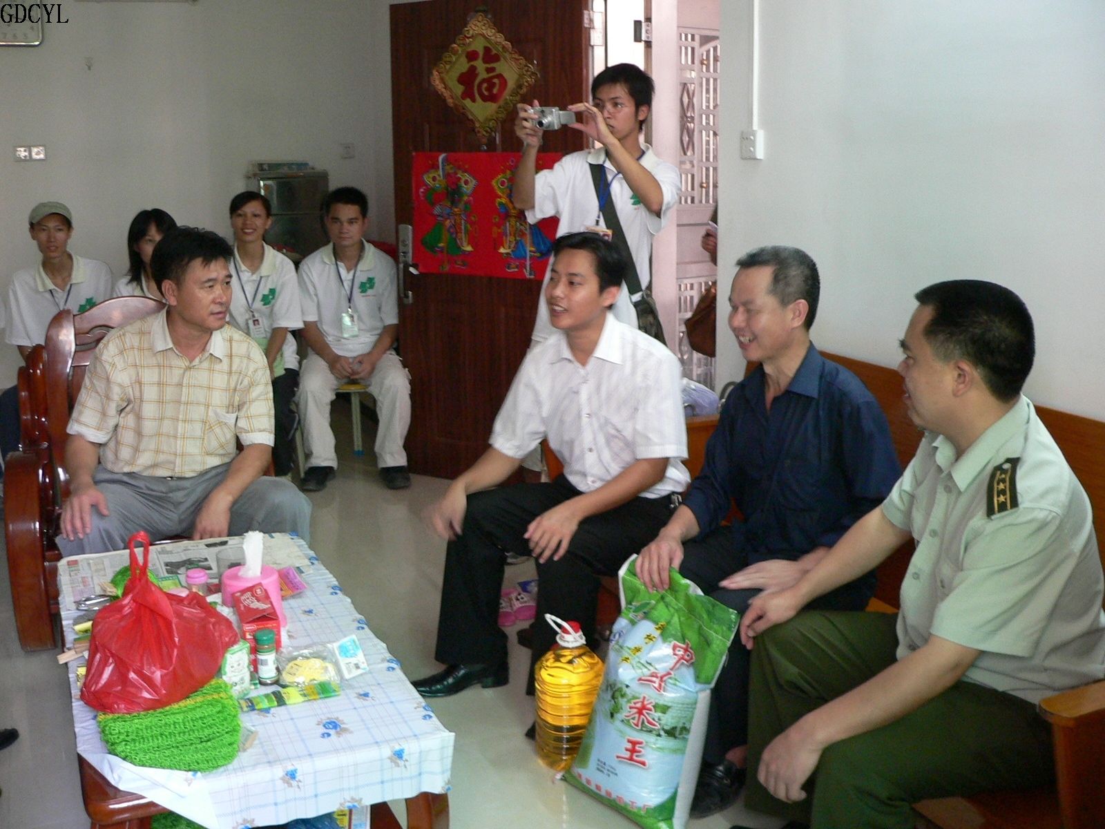 团遂溪县委组织慰问伤残军人