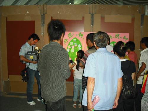 华师第四批赴川心理辅导志愿服务队开展多项活