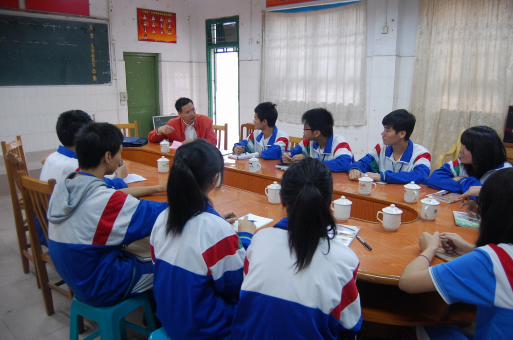 广宁县广宁中学顺利通过肇庆市德育示范学校绩效评估--广东共青团