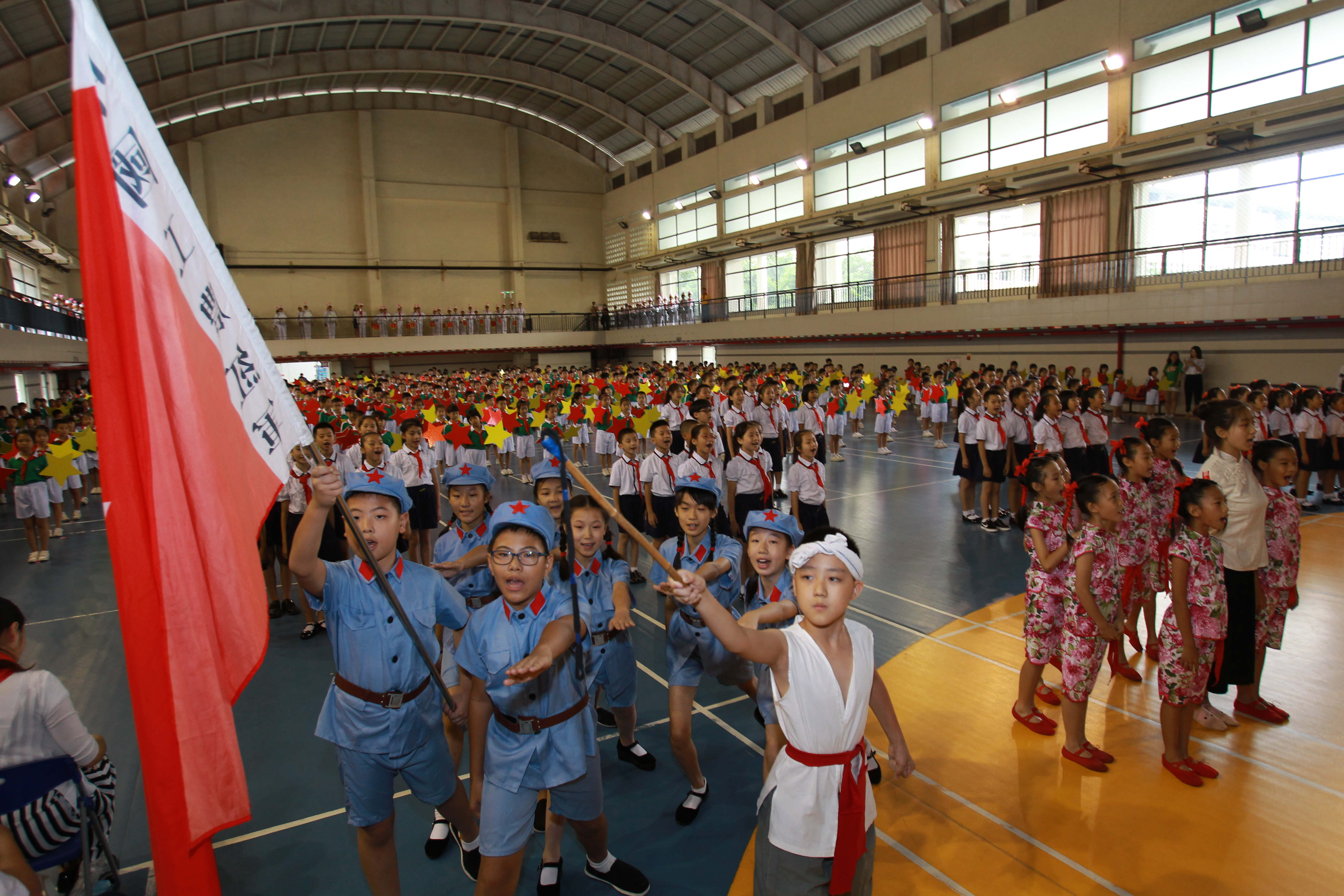 少年心向党唱响中国梦广东省少先队纪念建队67周年主题队日活动在广州