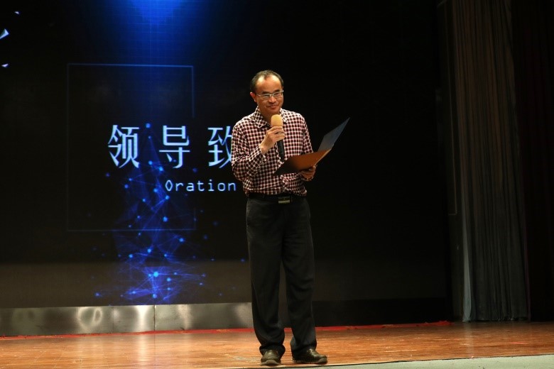 肖奎喜老师上台致辞