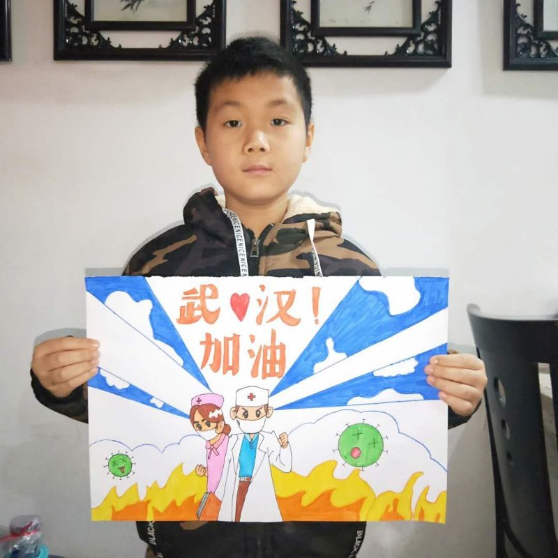 江门市江海区朗晴小学红领巾致敬逆行先锋绘画,手抄报