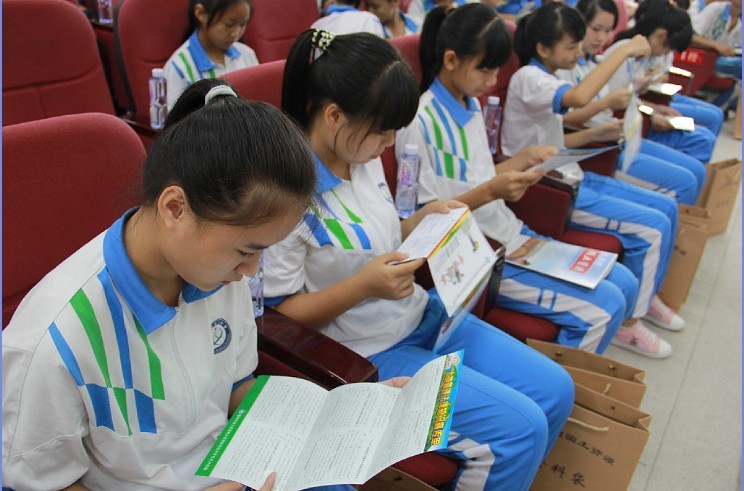 【惠州】大亚湾区国土资源进校园暨6.25土地