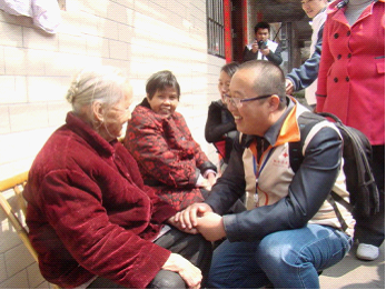 河源市红十字会志愿者爱心服务队雷锋月活动记录