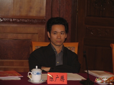 历届广东青年五四奖章获得者座谈会今日召开