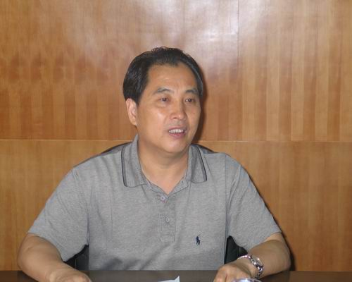 市委副书记华培强在会上寄语全市团员青年,坚定信念,勤于学习,创新