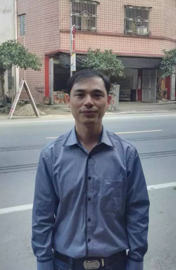 揭西县灰寨镇柑坑村柑坑小学校长李旭君青春扶贫·共奔小康,感谢团